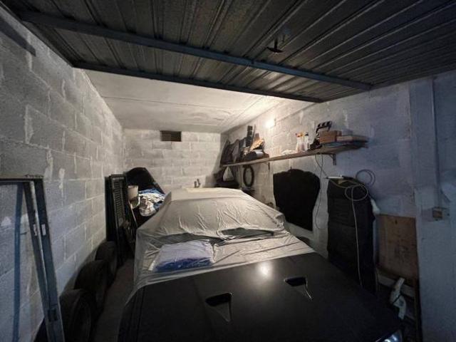 Box in vendita a Orte, Lazio
