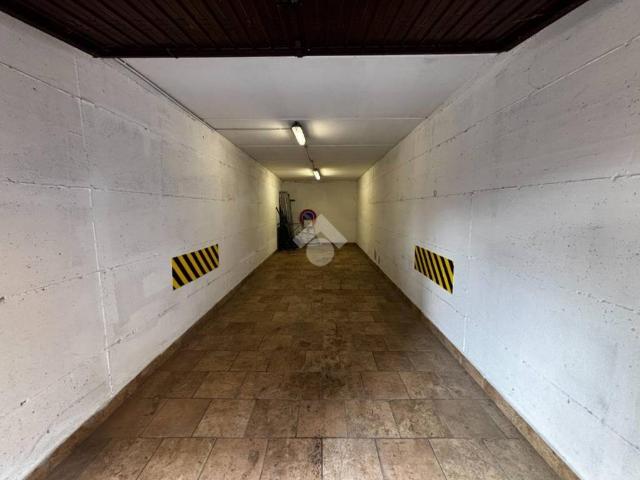 Box in vendita a Osio Sotto, Lombardia