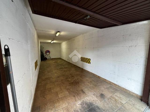 Box in vendita a Osio Sotto, Lombardia