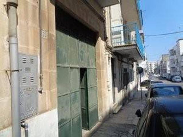 Box in vendita a Puglia, Brindisi