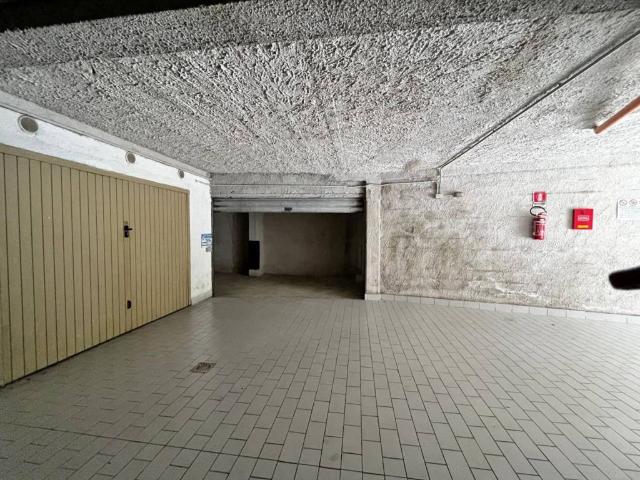 Box in vendita a Aia Decina, Ovindoli