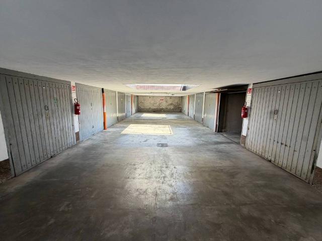 Box in vendita a Zona Omogenea Milano Nord, Paderno Dugnano