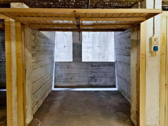 Box in vendita a Padova, Veneto