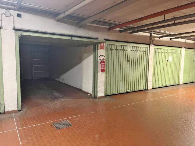 Box in vendita a Padova, Veneto