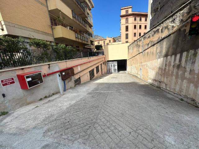 Box in vendita a VIII Circoscrizione, Palermo