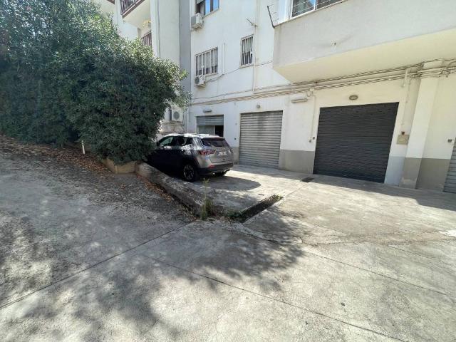 Box in vendita a San Lorenzo, Palermo