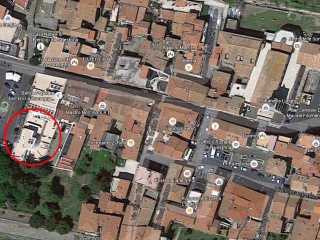 Box in vendita a Borgo, Roma Capitale