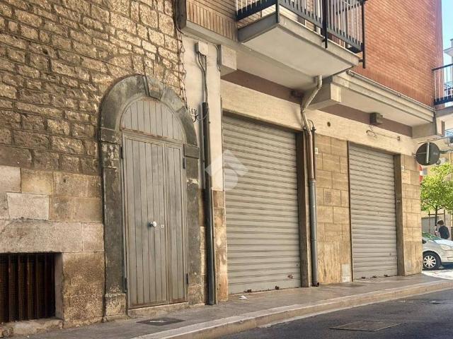 Box in vendita a Puglia, Bari