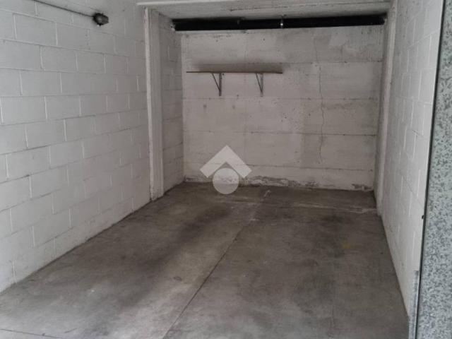 Box in vendita a Pantigliate, Lombardia