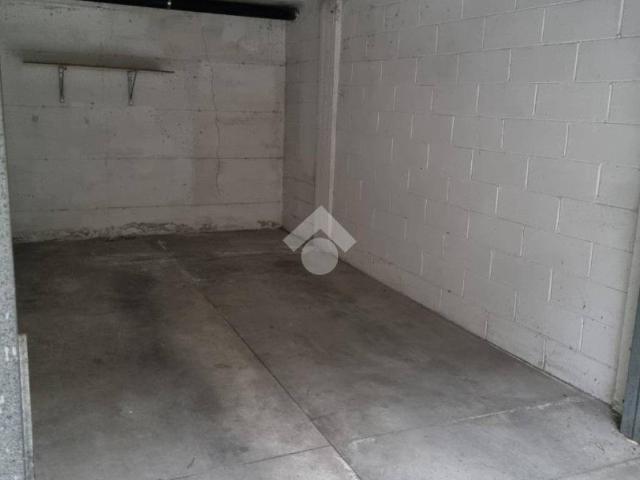 Box in vendita a Pantigliate, Lombardia