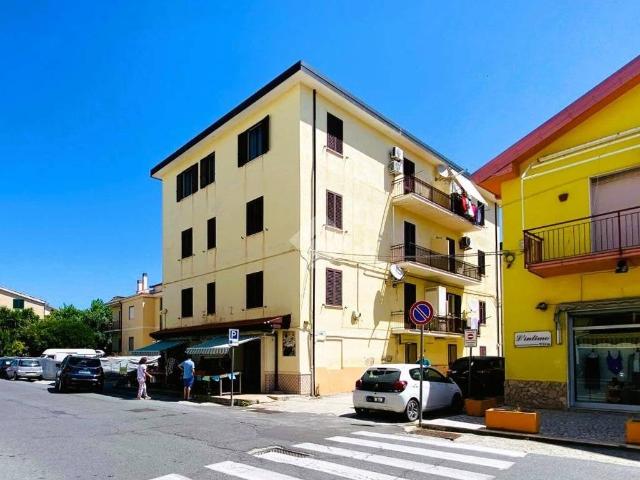 Box in vendita a Calabria, Cosenza