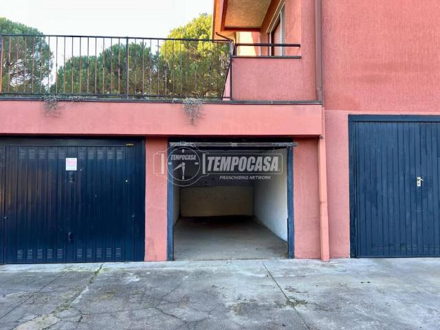 Box in vendita a San Lorenzo, Parabiago