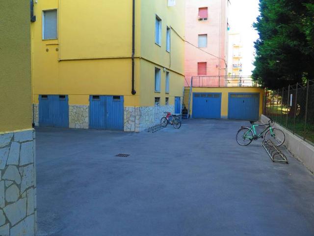 Box in vendita a San Leonardo, Sorbolo