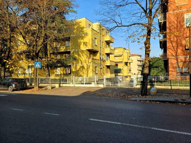 Box in vendita a San Pellegrino, Sorbolo