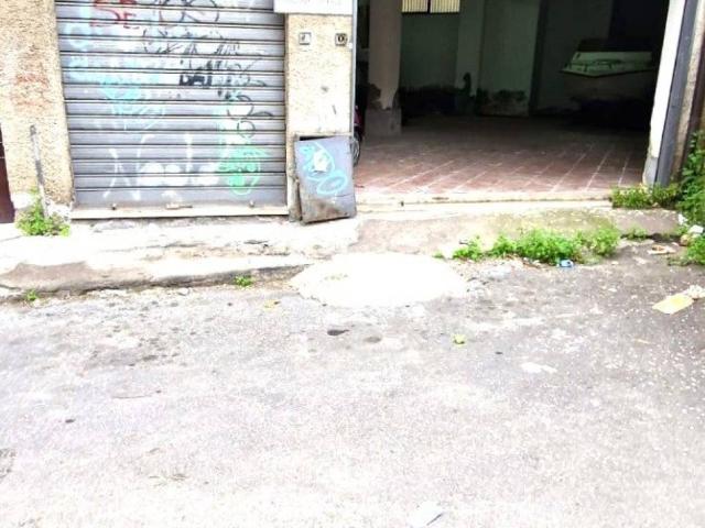 Box in vendita a Paternò, Sicilia