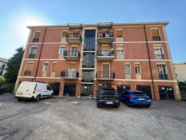 Box in vendita a Santo Spirito, Pavia