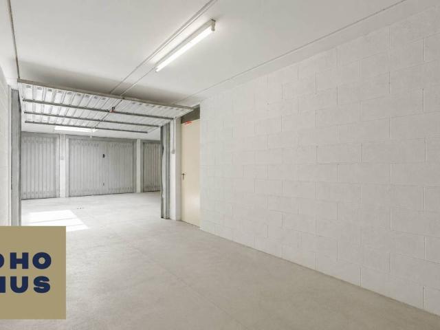 Box in vendita a Cascina Uccellanda, Scanzorosciate