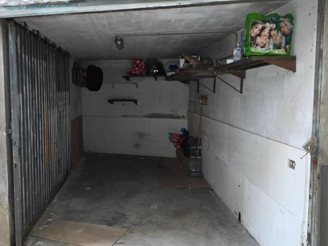 Box in vendita a Cerchiarello, Pero