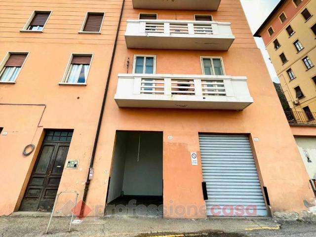 Box in vendita a Sant'Erminio, Cenerente
