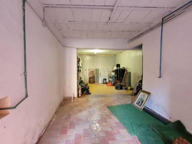 Box in vendita a Sant'Erminio, Cenerente