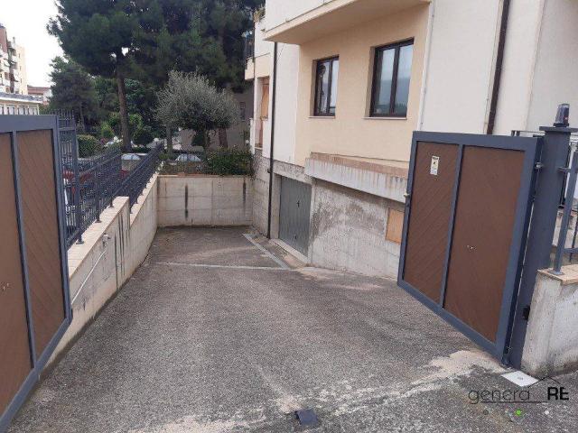 Box in vendita a Pescara Colli, Pescara