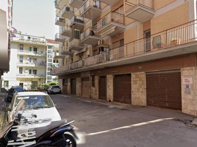 Box in vendita a Pescara, Abruzzo
