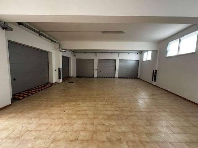 Box in vendita a Pescara, Abruzzo