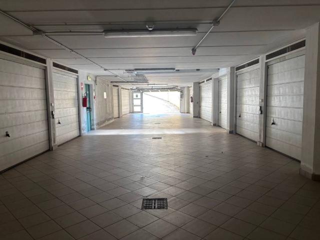 Box in vendita a Pescara, Abruzzo