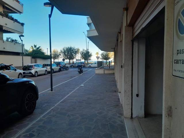 Box in vendita a Pescara