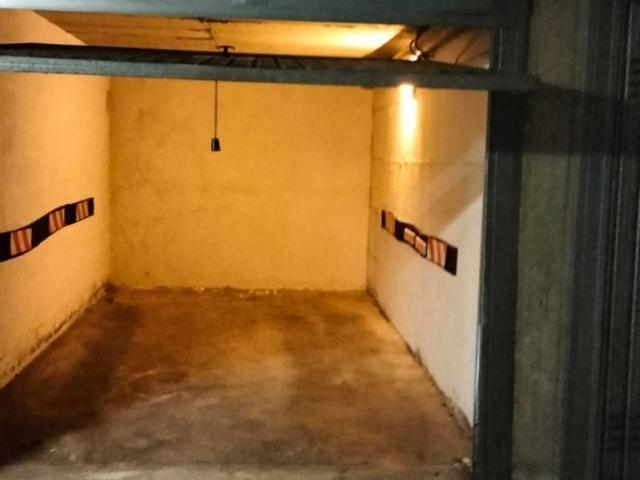 Box in vendita a Peschiera Borromeo, Lombardia