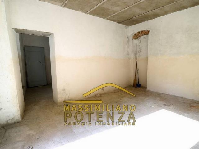 Box in vendita a Ricciano, Uzzano E Castello