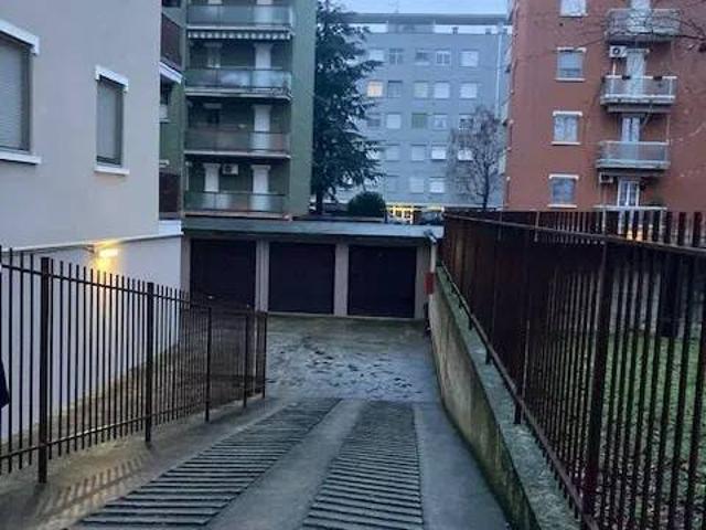 Box in vendita a Besurica, Piacenza