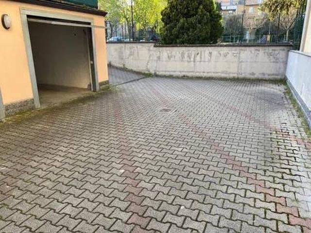 Box in vendita a Baia del Re, Piacenza