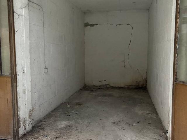 Box in vendita a Baia del Re, Piacenza