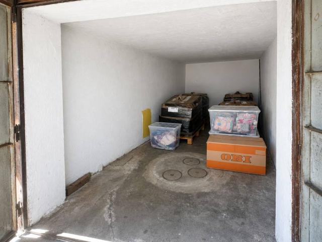 Box in vendita a Baia del Re, Piacenza