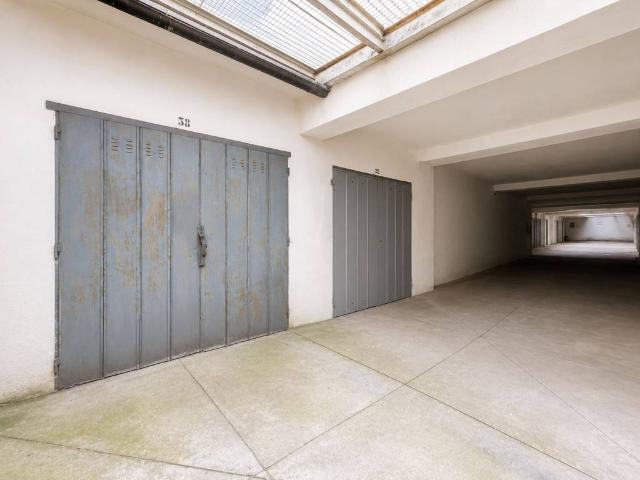 Box in vendita a Infrangibile, Piacenza
