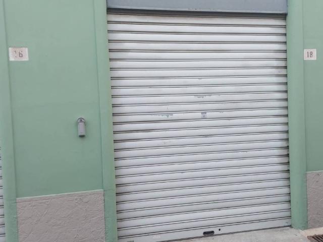 Box in vendita a Infrangibile, Piacenza