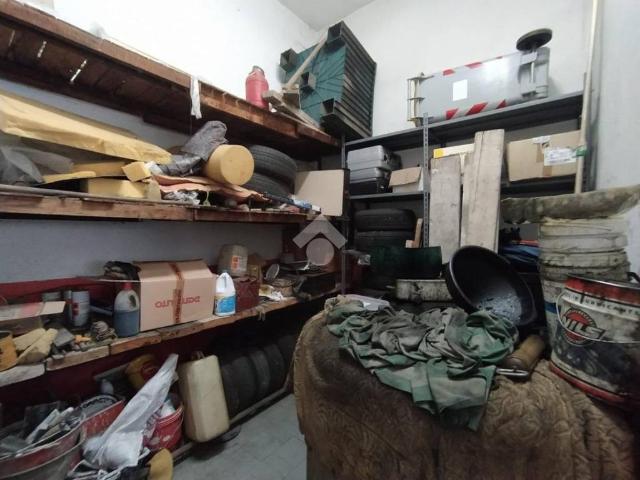 Box in vendita a Infrangibile, Piacenza