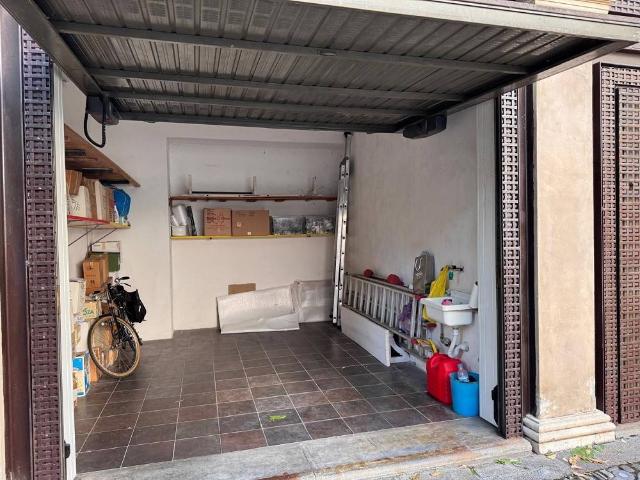 Box in vendita a Piacenza, Reggio Emilia