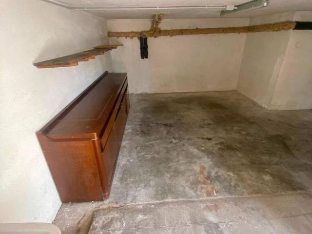 Box in vendita a Pietra Ligure, Liguria