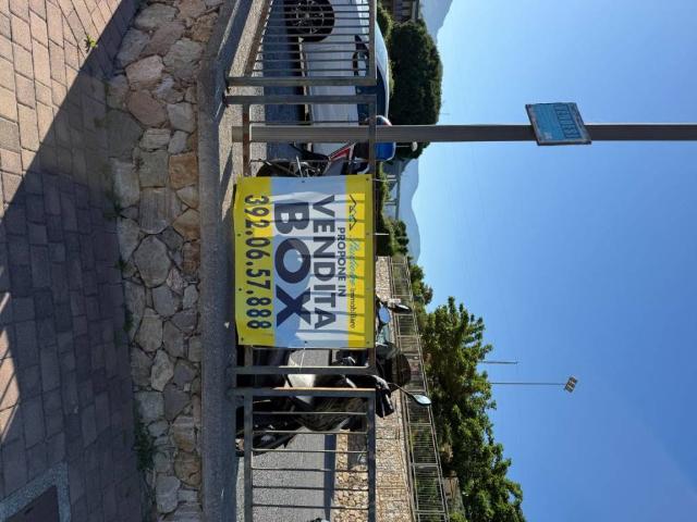 Box in vendita a Pietra Ligure, Liguria