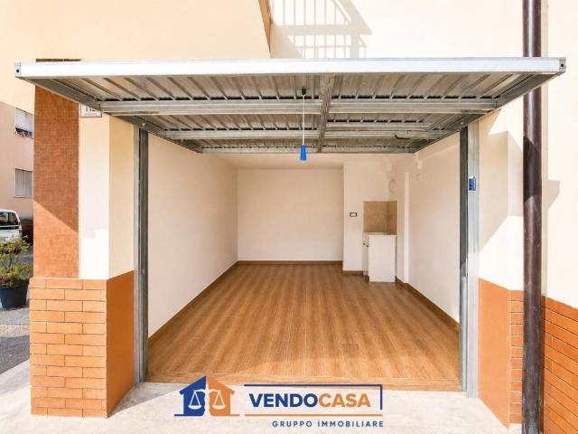 Box in vendita a Pietra Ligure, Liguria