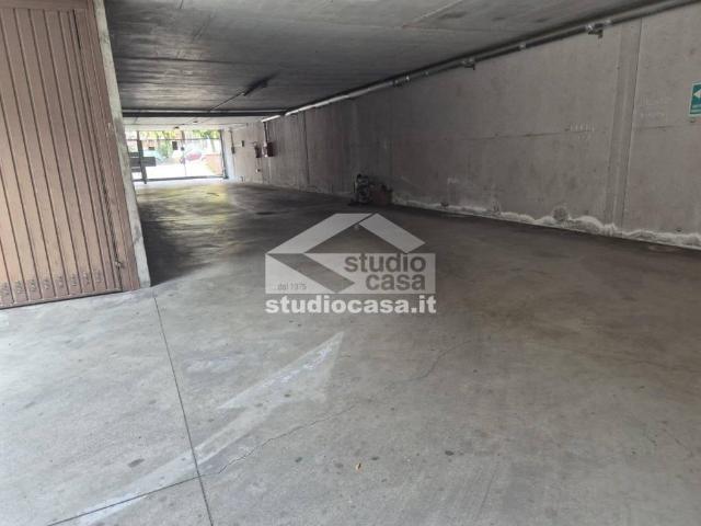 Box in vendita a Pieve Emanuele, Lombardia