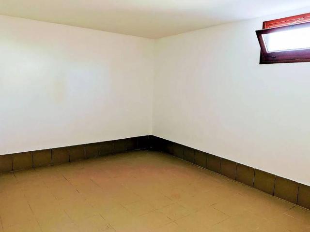 Box in vendita a Quartiere delle nazioni, Pineto