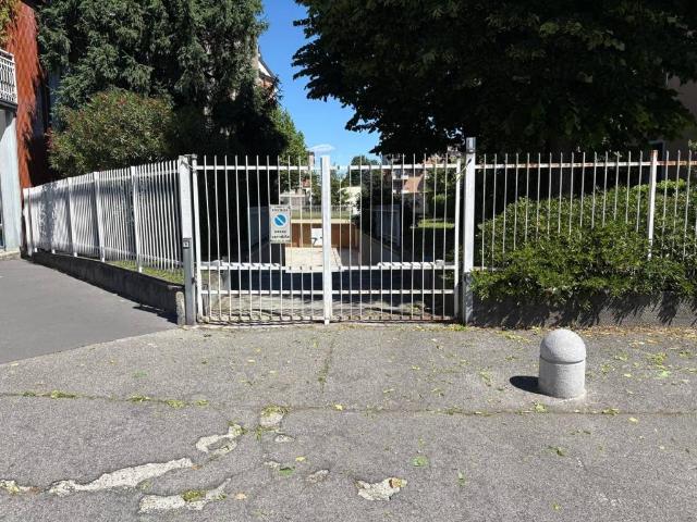 Box in vendita a Cascina Limito, Pioltello