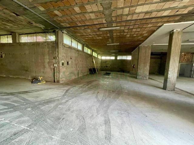 Box in vendita a Pomigliano D'arco, Campania