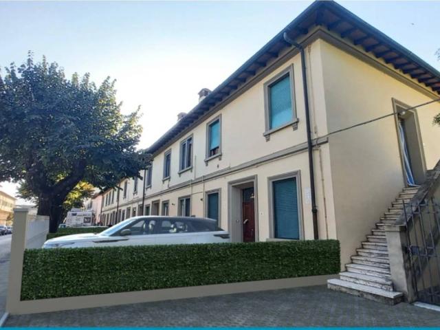 Box in vendita a Unione di Comuni Valdarno e Valdisieve, Pontassieve