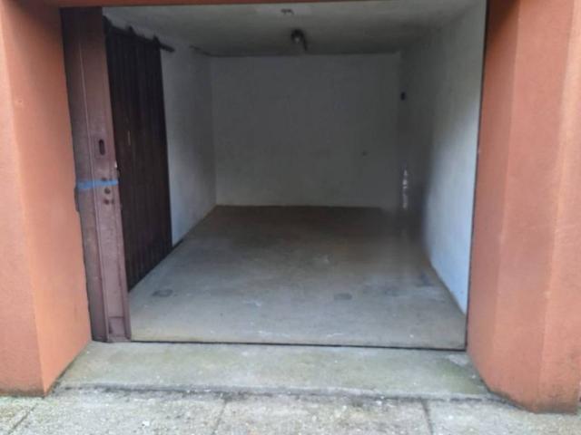 Box in vendita a Ponte San Pietro, Lombardia