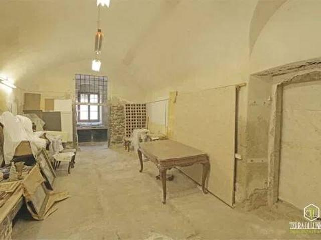 Box in vendita a Pontremoli, Massa-Carrara