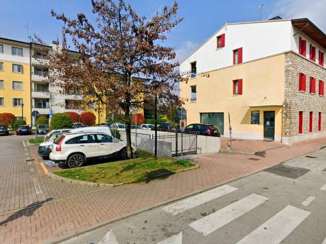 Box in vendita a Pordenone, Friuli-Venezia Giulia